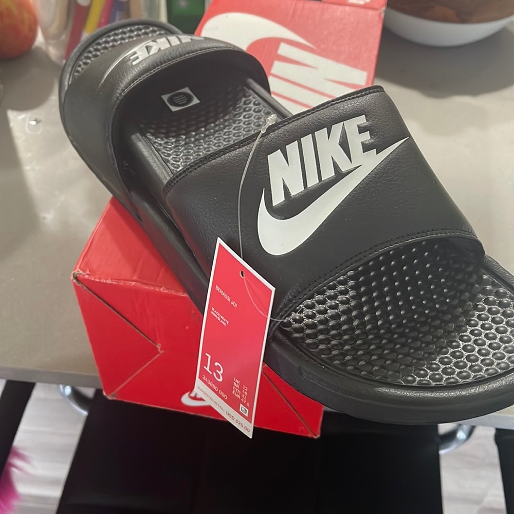 Nike slides - mens 13 nwt